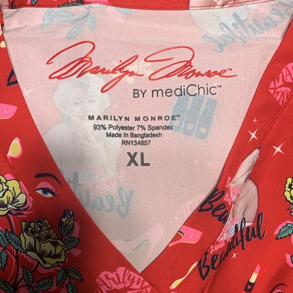 Marilyn Monroe Scrubs Top by mediChic - Picture 7 of 12